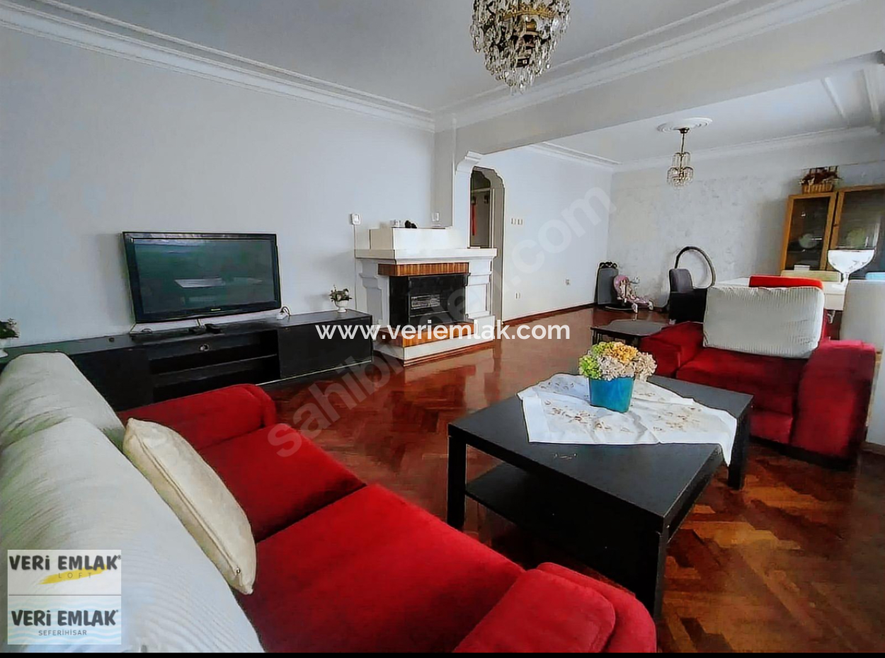 Apartment For Rent On Alsancak Talatpaşa Boulevard