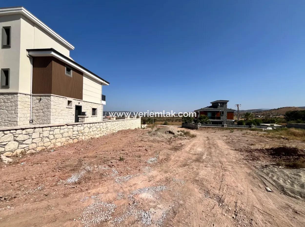 440 M² Villa Zoned Land To Make A Premium In Seferihisar Düzce Neighborhood