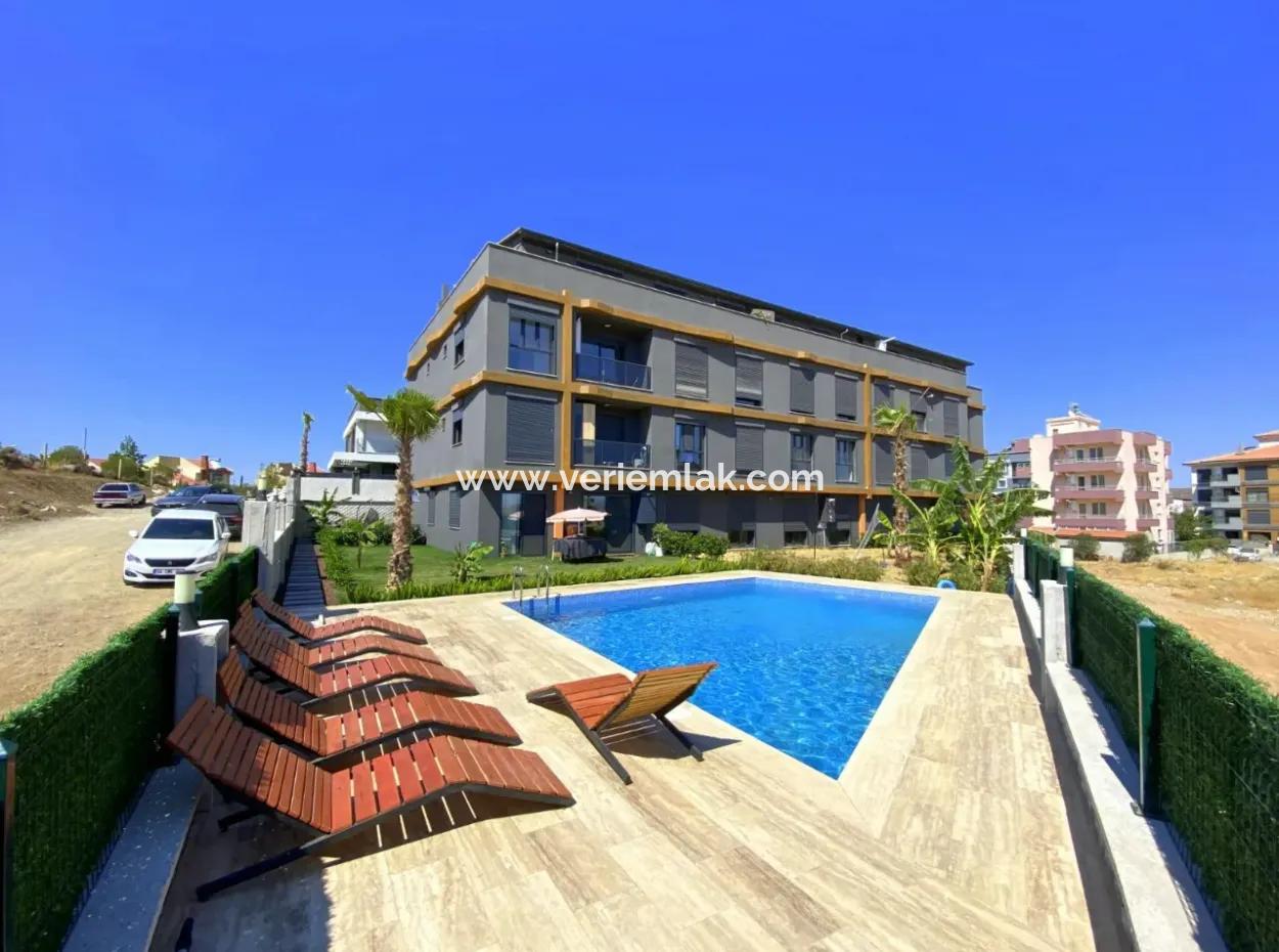 1 1 Apartment With Pool For Sale In Seferihisar Camikebir Neighborhood Gözsüzler Area