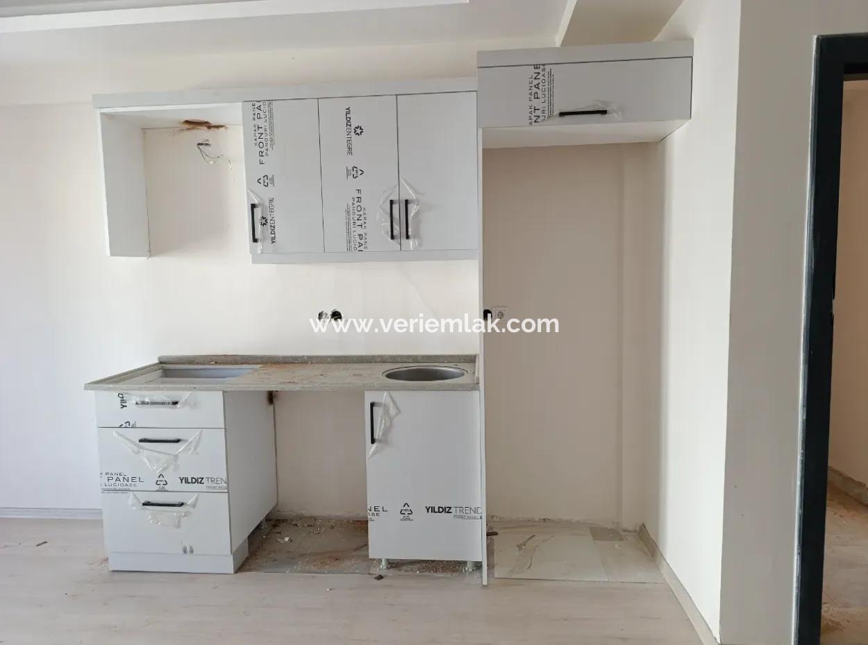 Brand New 1 1 Apartment In Seferihisar City Center, Çolakibrahimbey!