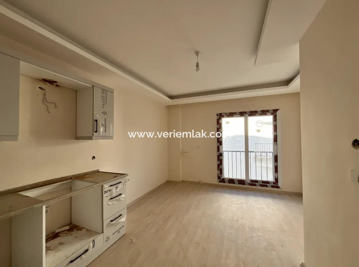 New Life Opportunity In Seferihisar: Modern 1 1 Apartment