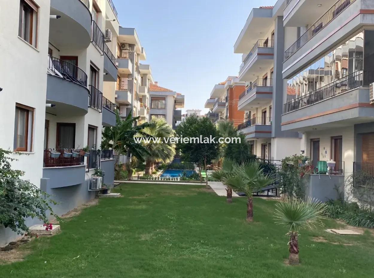 Seferihisar Çolakibrahim Bey Mah. 2 1 Apartment For Rent With En-Suite Bathroom In A Gated Community