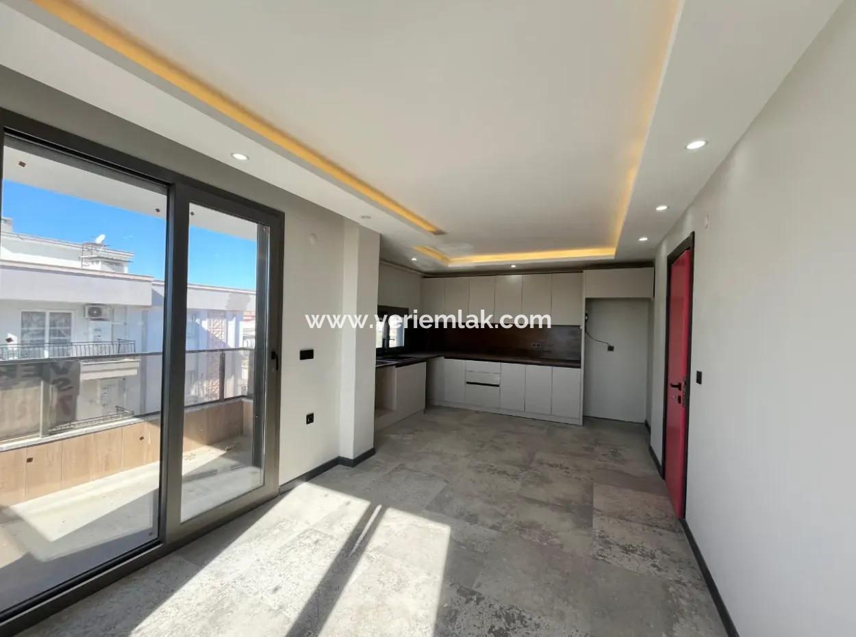 Modern 1 1 Apartment In Seferihisar Gözsüzler - Underfloor Heating, Wood Detailed And Zero!