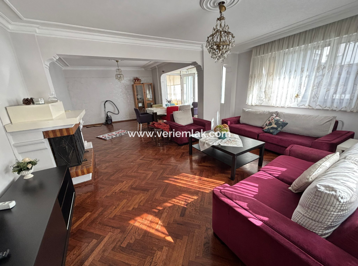 Furnished Apartment For Rent Close To Alsancak Talatpaşa Boulevard Migros!