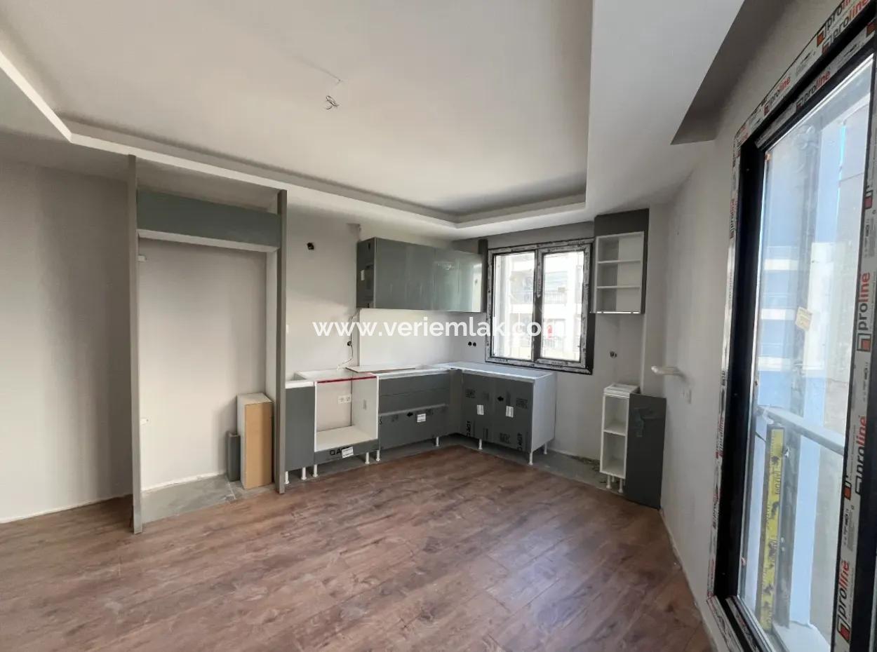 Apartment For Rent In The Center Of Seferihisar, Corner Location, Brand New 1 1