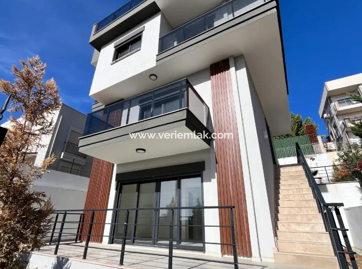 Luxury Detached Villa In Seferihisar Sığacık Girlen - Walking Distance To The Sea