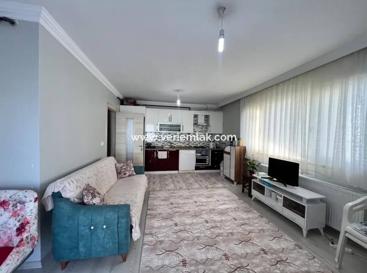 2 1, Furnished Apartment For Rent With Natural Gas In Çolakibrahimbey, Seferihisar