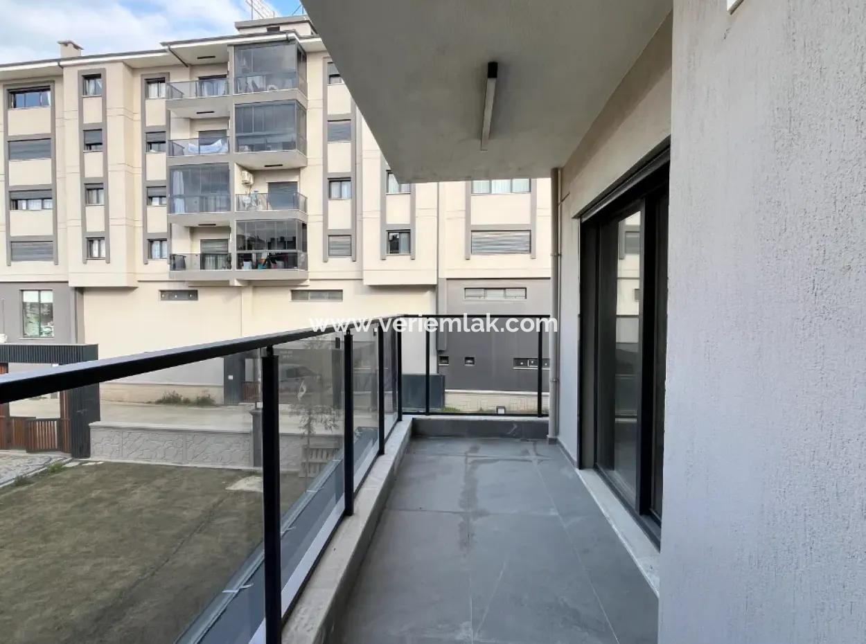 75M² Spacious Apartment With Pool Front, 2 In Korkmaz City Site, In Seferihisar Camikebir District!