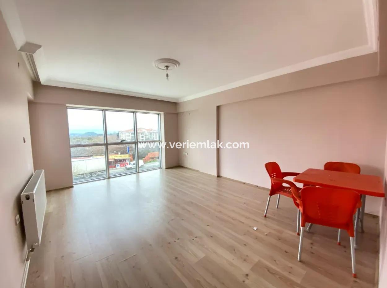 Spacious And Comfortable 2 1 Apartment For Sale In The Center Of Seferihisar