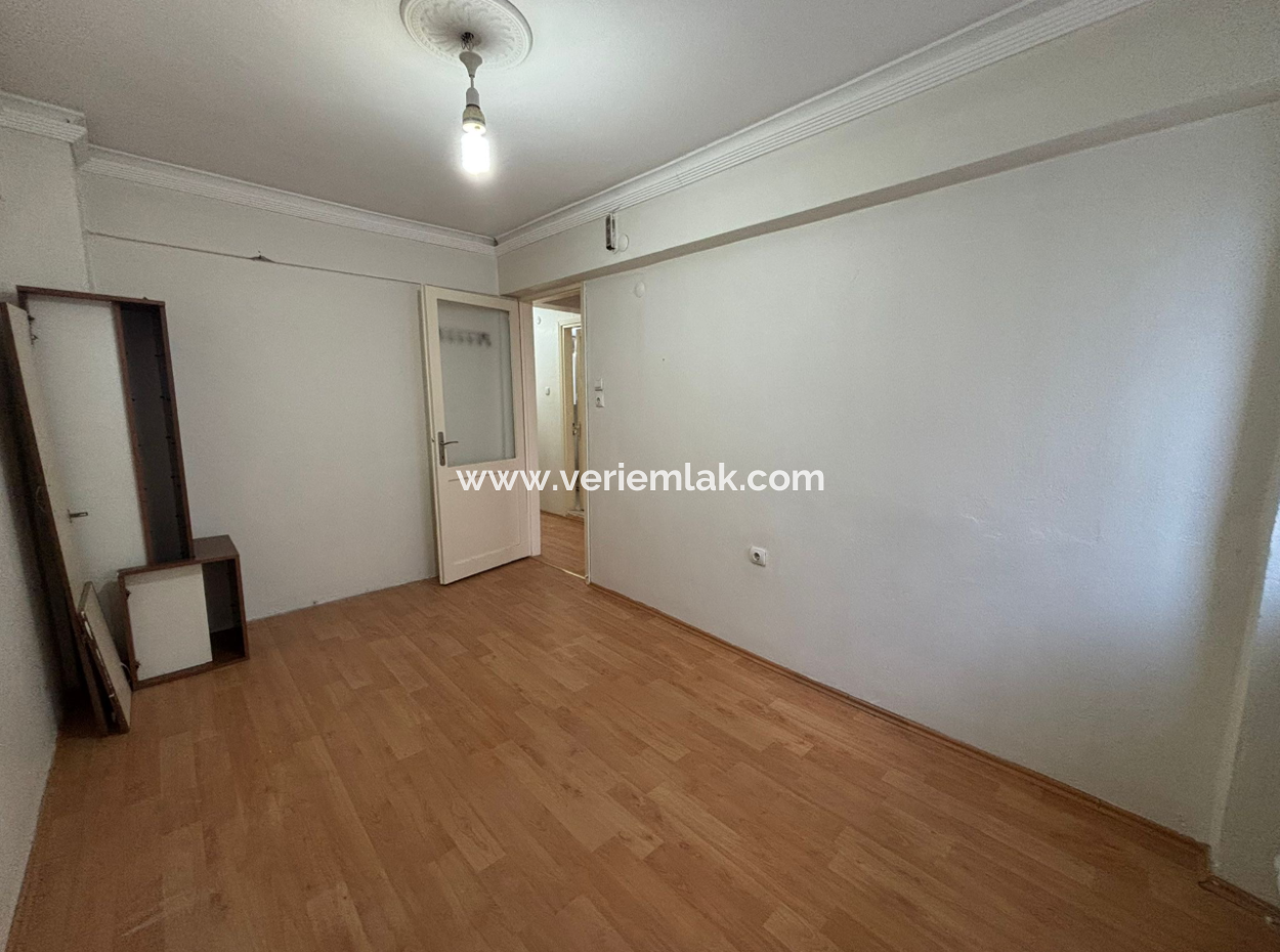 2 1 100M2 Apartment For Rent With Ardiyeli Natural Gas In Alsancak Kahramanlar!