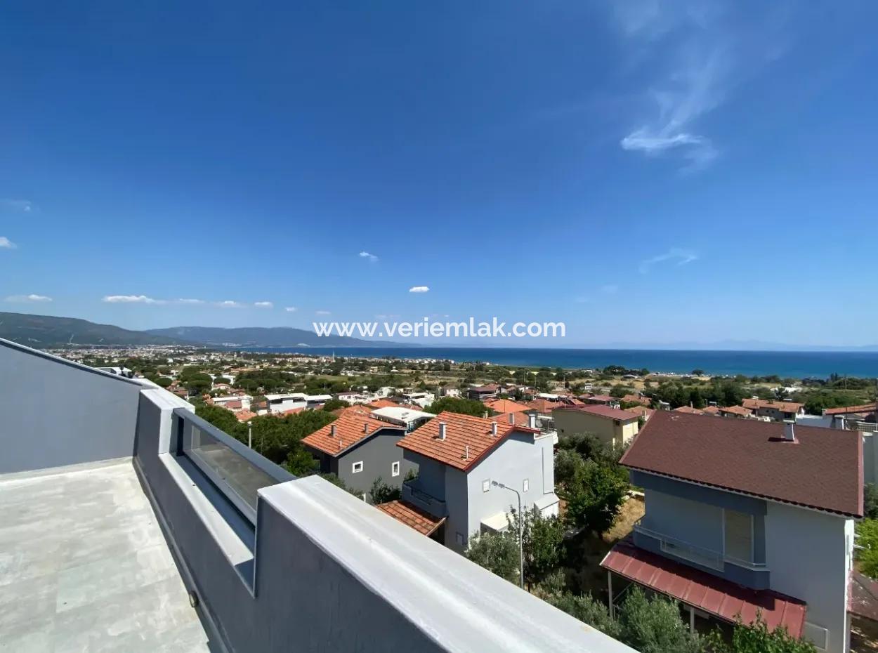 Triplex Villa For Sale With Sea And Nature Views In Doğanbeyde Complex