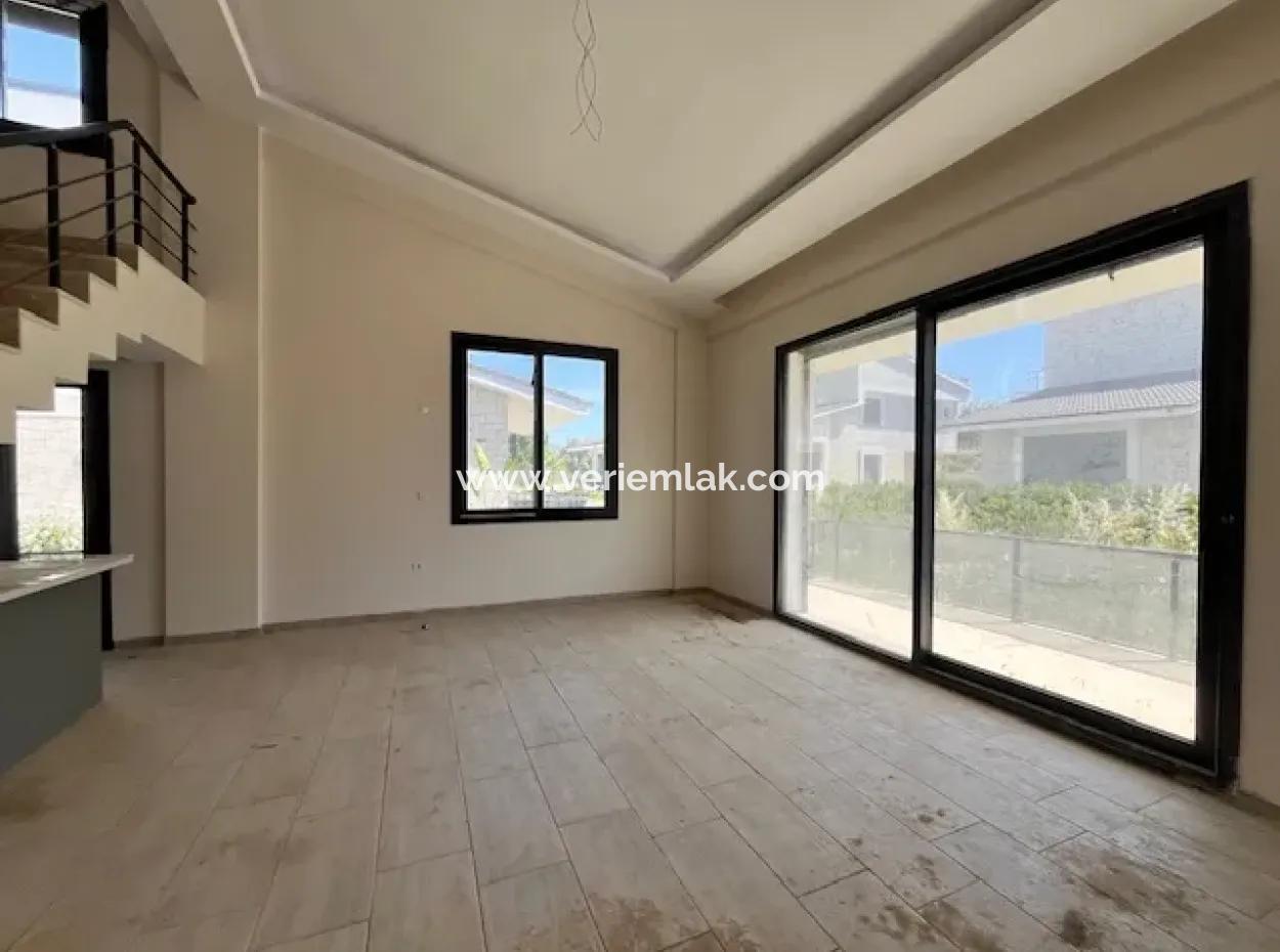 3 1 New Villa For Sale With En-Suite Bathroom In Sığacık Girlen