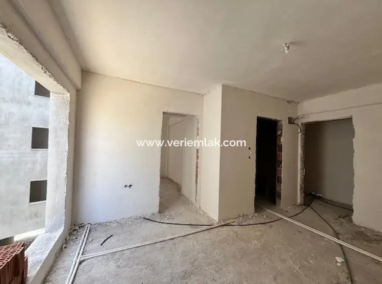 1 1, 55M2 Bargain Apartment In Seferihisar Center