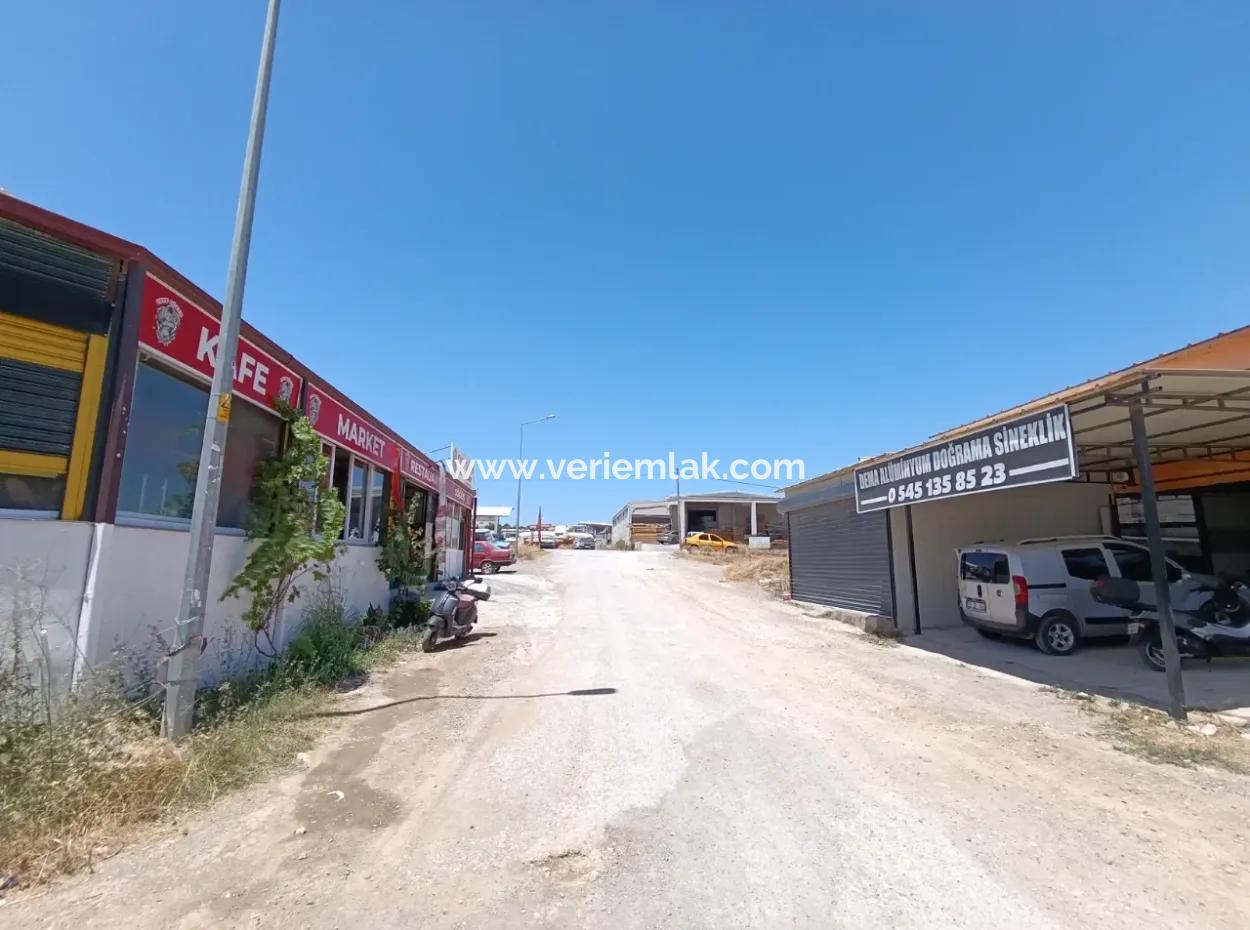 75M2 Shop For Rent In Seferihisar Sanayii Site