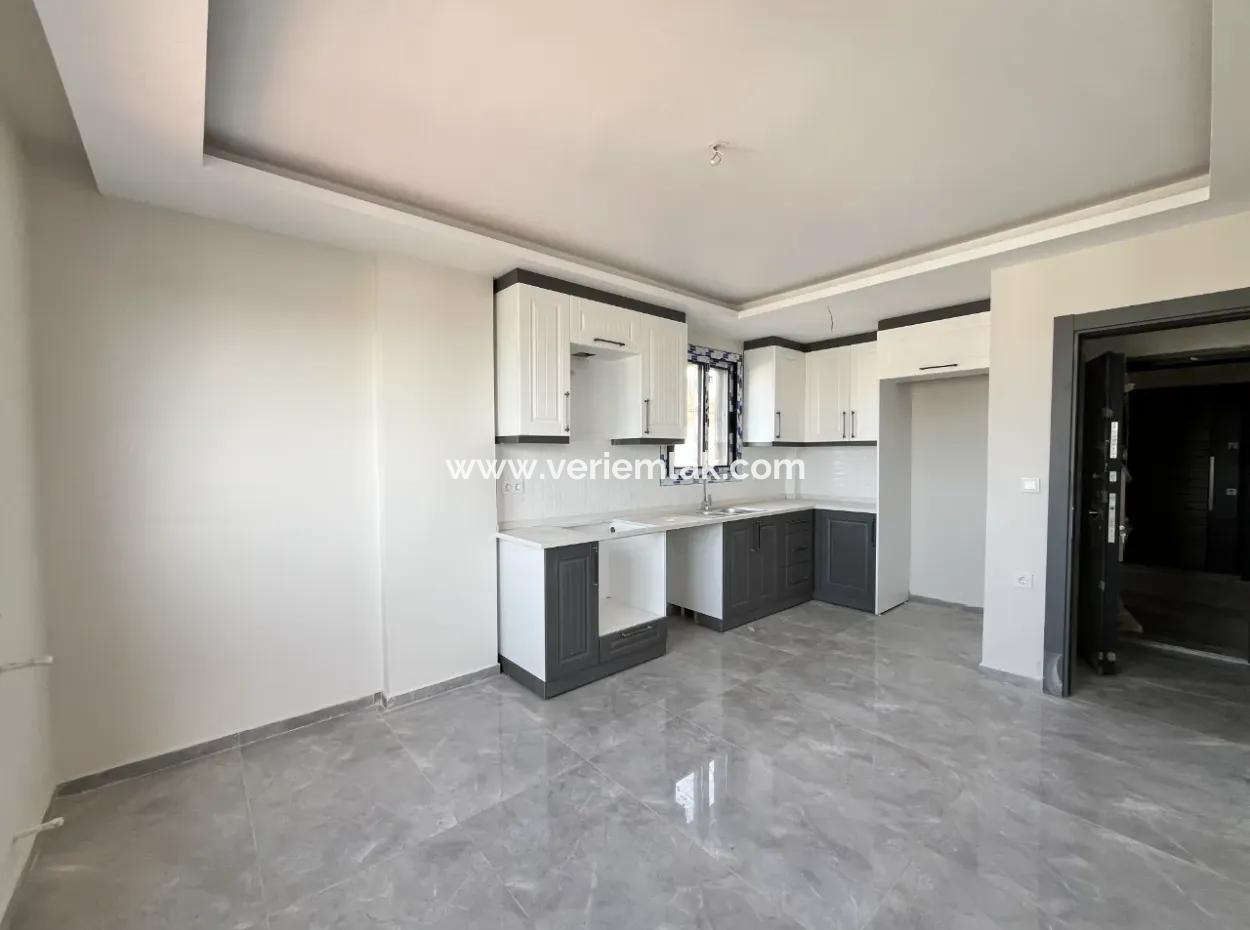 Luxury 2 1 Living Space Awaits You In The Gözsüzler Region!