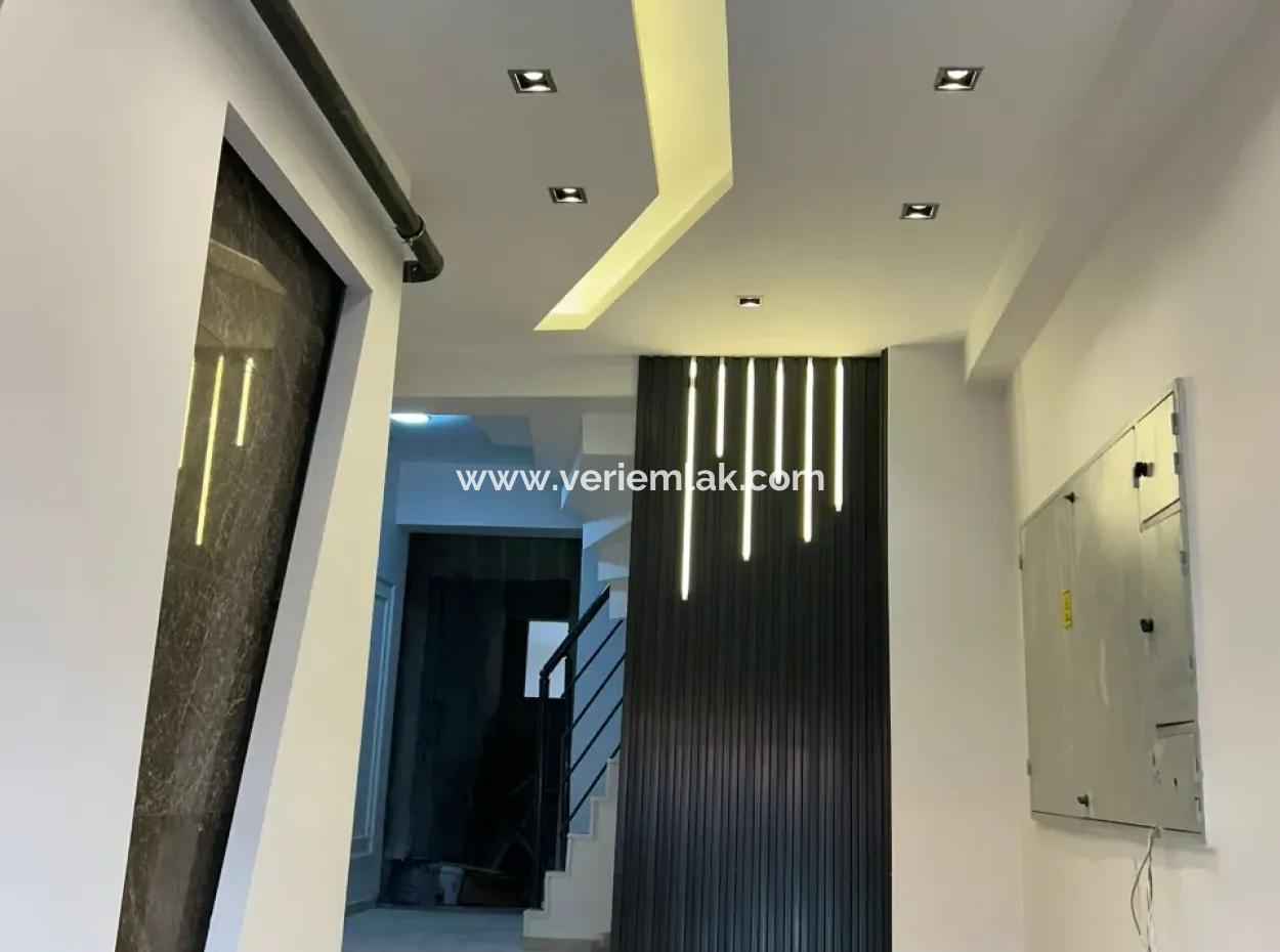 Luxury Apartment For Sale In New Building In Alsancak Kahramanlar