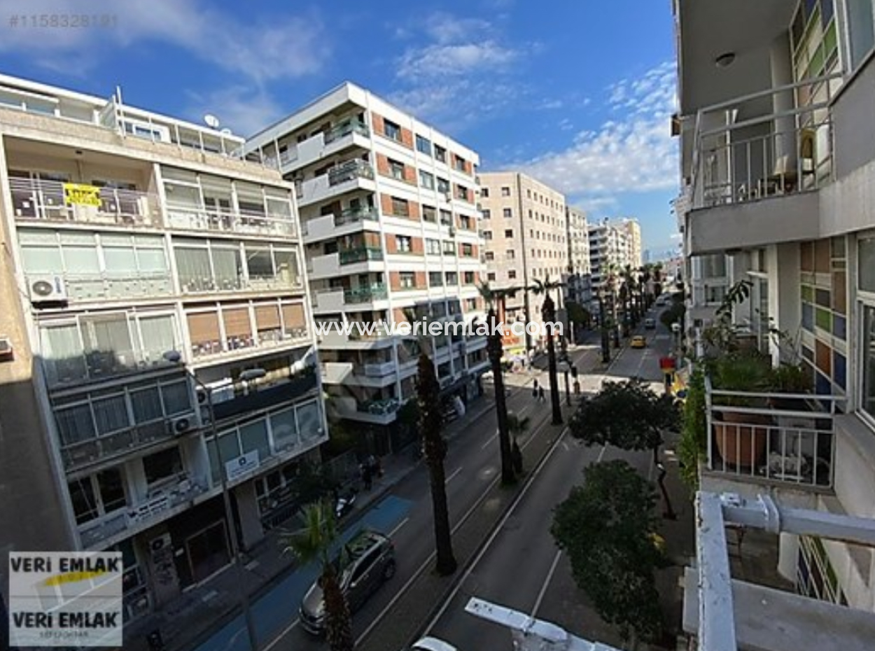 Flat For Sale On Alsancak Talatpaşa Boulevard, In The Location Of Talatpaşa Migros And Vakıfbank