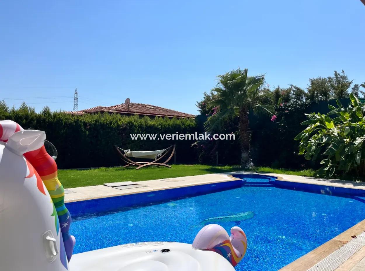 Detached Mansion/Villa For Sale In Yesilkent Apartments