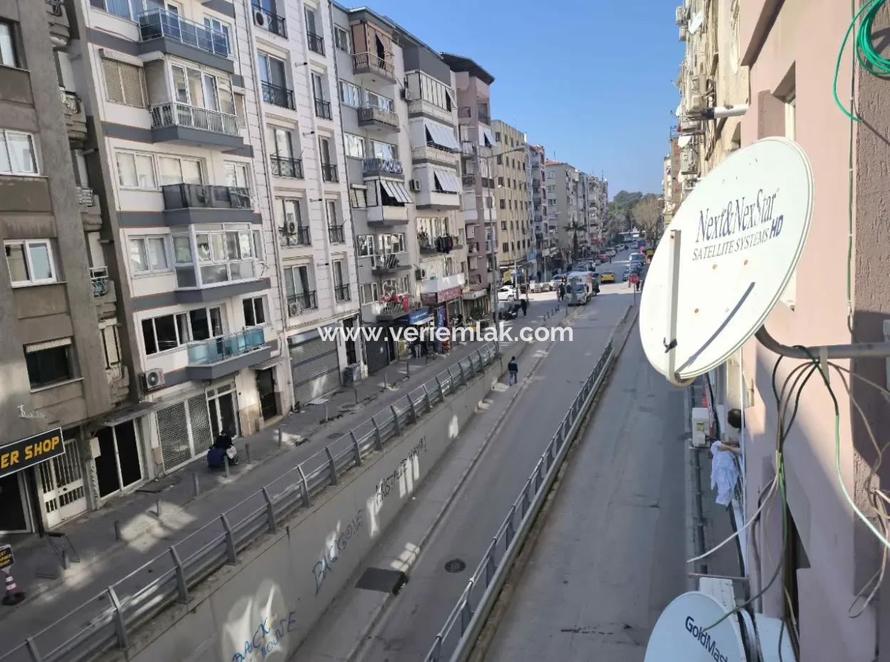 Apartment For Rent On Akıncılar Street Near Gazi Hospital