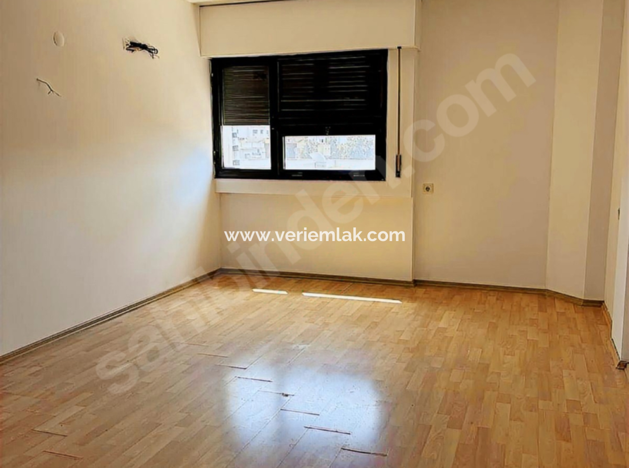 Apartment For Sale Around Alsancak Private Health Hospital