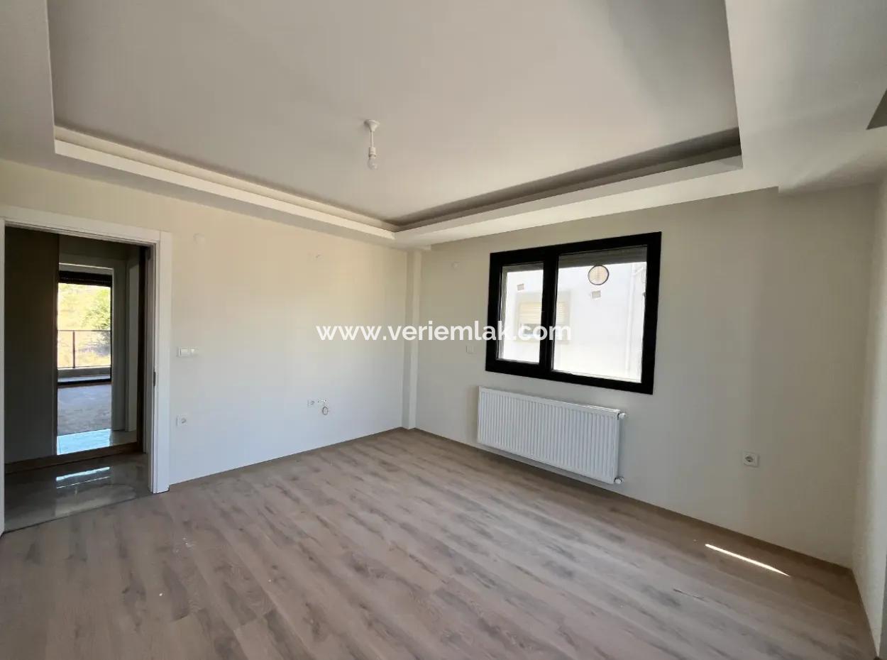 Zero 1 1 Apartment In Gözsüzler Camiikebir District!