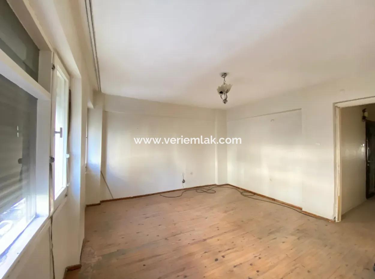 3 Rooms 1 Living Room Apartment For Sale Near The Republic Fair Gate In Alsancak Kahramanlar