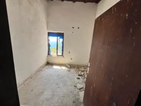 Ready For Renovation! Private Cottage For Sale In Dogankent Complex 