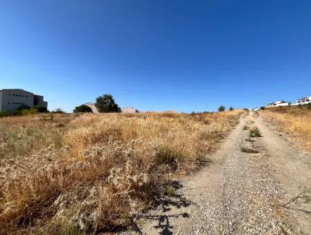 1500M² Land For Investment In Seferihisar Bahçeşehir Region