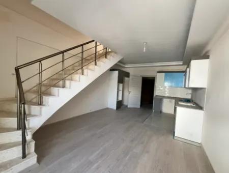 Large And Spacious New Duplex Apartment In Çolakibrahimbey Neighborhood Of Seferihisar