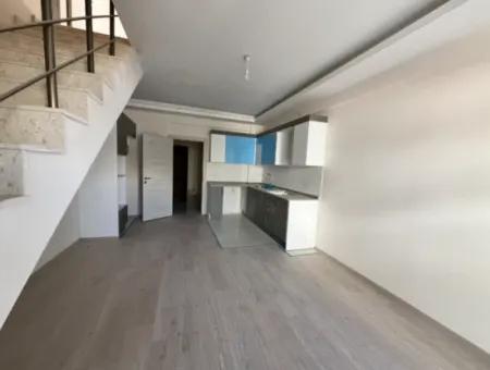 Large And Spacious New Duplex Apartment In Çolakibrahimbey Neighborhood Of Seferihisar