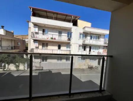 Brand New Duplex Apartment In Seferihisar Çolakibrahimbey Neighborhood! Now Is The Time To Invest!