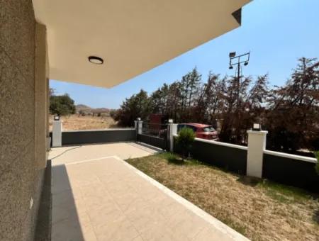 The Address Of Escape From The City! Brand New Villa With Large Garden And Corner Location - Çolakibrahimbey Mahallesi