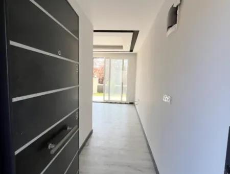 The Address Of Escape From The City! Brand New Villa With Large Garden And Corner Location - Çolakibrahimbey Mahallesi