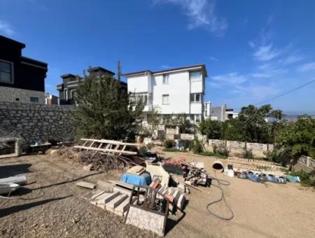 289 M² Land Suitable For Detached Villa Construction In Seferihisar Elmastaş District