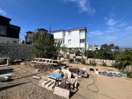 289 M² Land Suitable For Detached Villa Construction In Seferihisar Elmastaş District