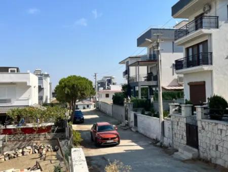 289 M² Land Suitable For Detached Villa Construction In Seferihisar Elmastaş District