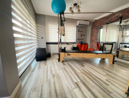 Apartment For Sale On Alsancak Poet Eşref Boulevard