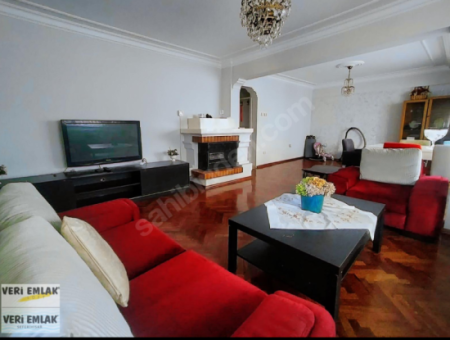 Apartment For Rent On Alsancak Talatpaşa Boulevard