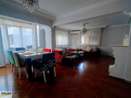 Apartment For Rent On Alsancak Talatpaşa Boulevard