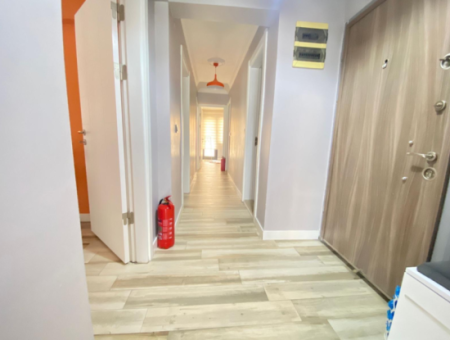 Apartment For Sale On Alsancak Poet Eşref Boulevard