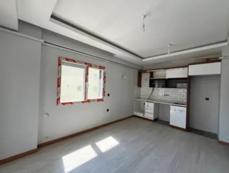 Zero 1 1 Apartment Opportunity In Seferihisar Camiikebir District, Gözsüzler District!