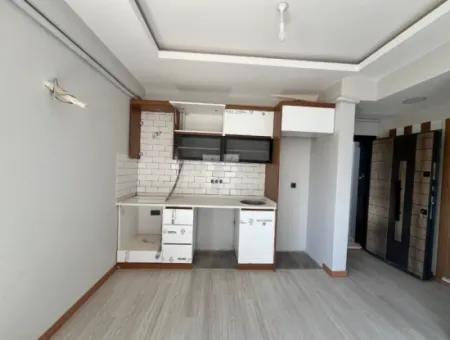 Zero 1 1 Apartment Opportunity In Seferihisar Camiikebir District, Gözsüzler District!