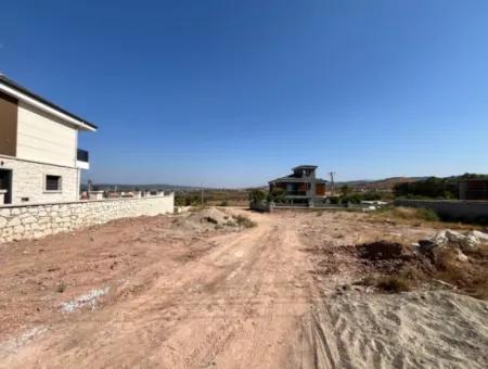 440 M² Villa Zoned Land To Make A Premium In Seferihisar Düzce Neighborhood