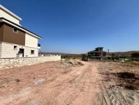 440 M² Villa Zoned Land To Make A Premium In Seferihisar Düzce Neighborhood