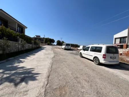 440 M² Villa Zoned Land To Make A Premium In Seferihisar Düzce Neighborhood