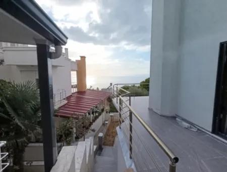 4 2 Triplex Villas With Sea View In Seferihisar Banksis Apartments