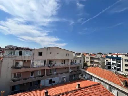 Modern Duplex Apartment With Terrace In The Heart Of Seferihisar!