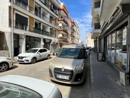 Shop For Rent In Seferihisar City Center, Near Garanti Bank!