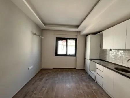 Comfortable And Modern 1 1 Apartment In Seferihisar