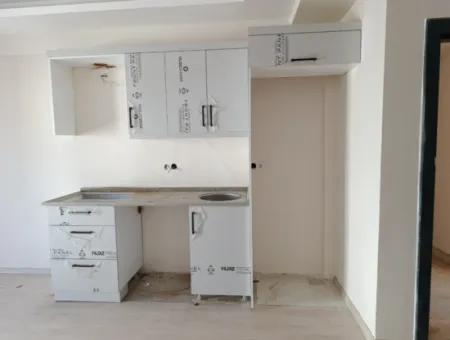 Brand New 1 1 Apartment In Seferihisar City Center, Çolakibrahimbey!